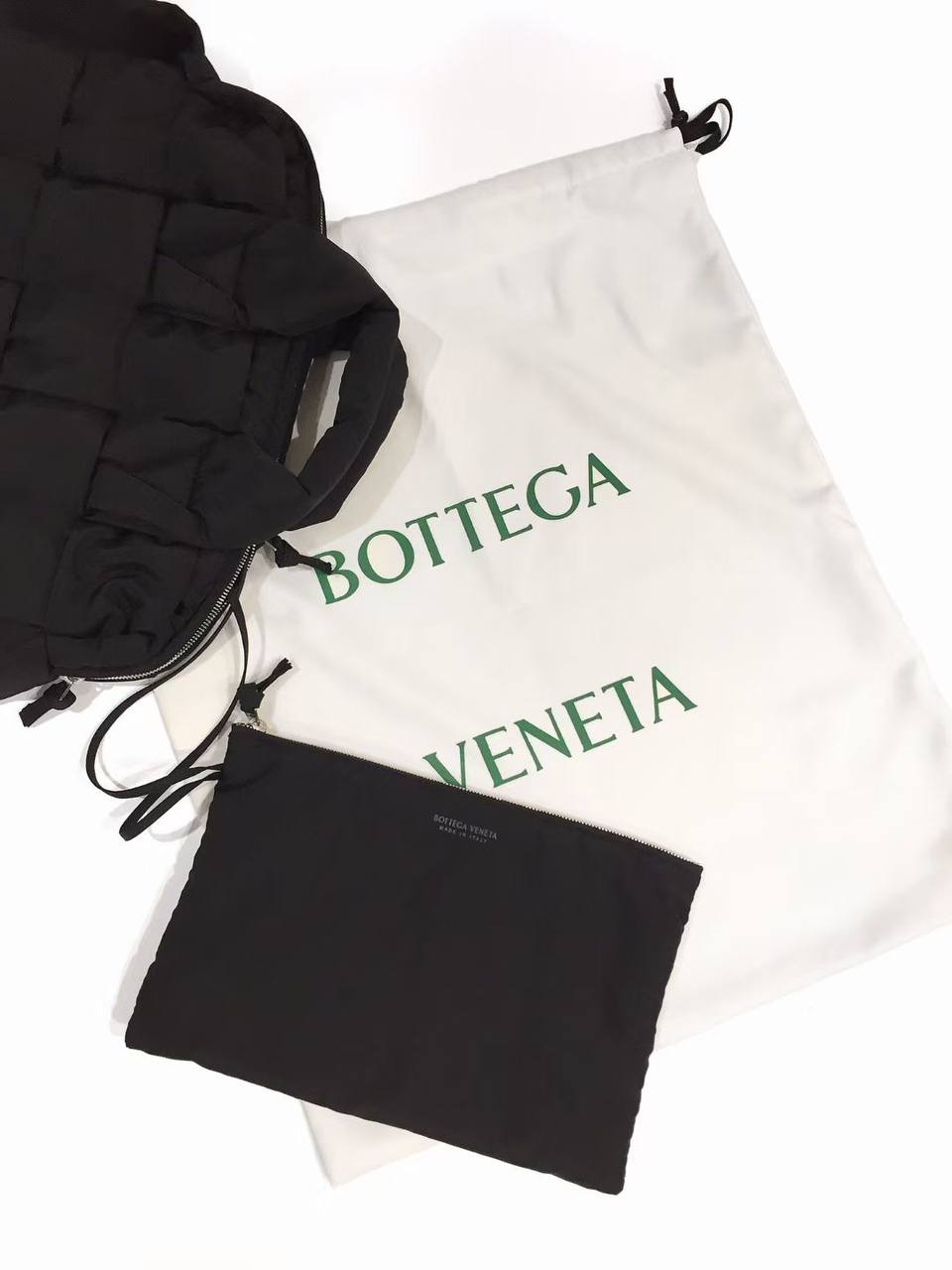 BOTTEGA VENETA Padded Intrecciato Briefcase Bag
