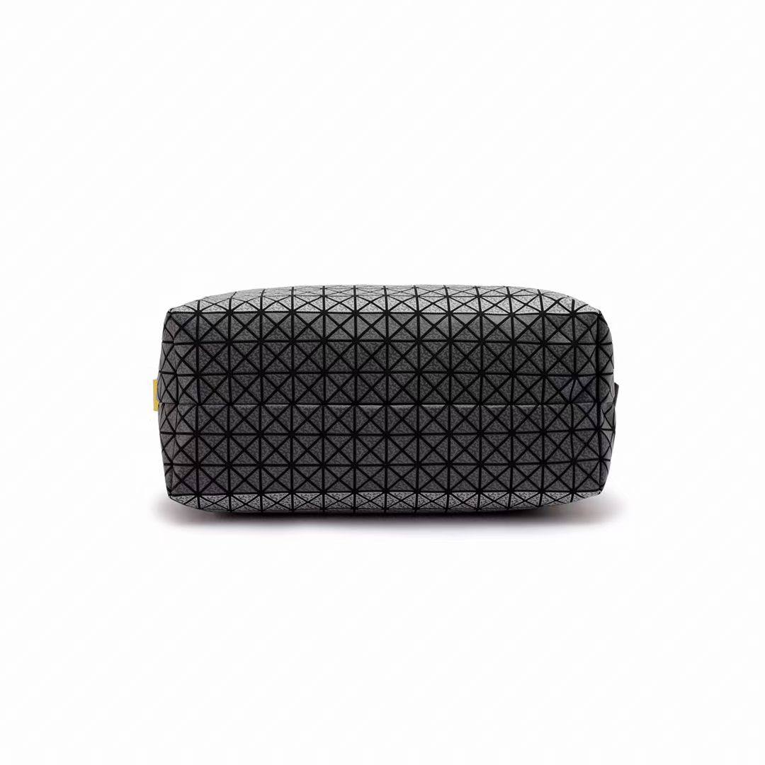 ISEEY MIYAKE BAO BAO Saddle Messenger Bag