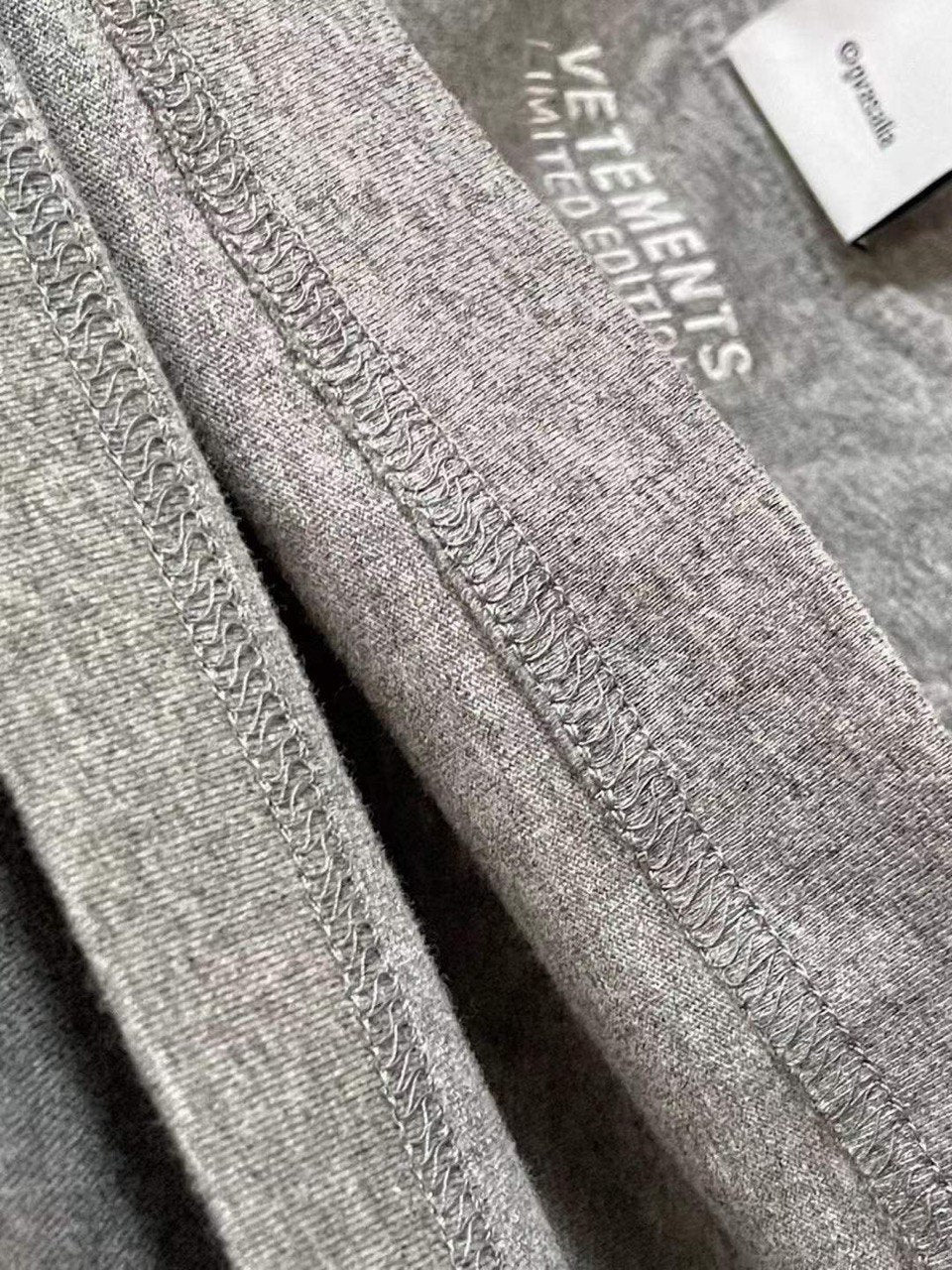 VETEMENTS Gray T-shirt