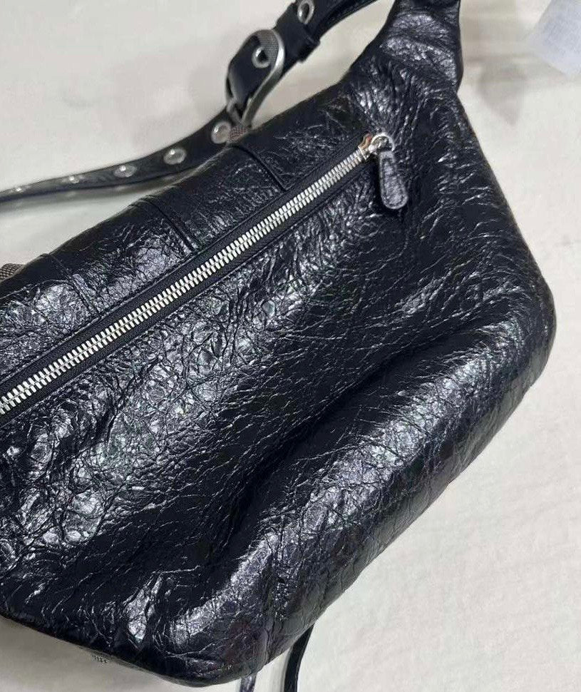 BALENCIAGA Black Le Cagole Medium Belt Bag