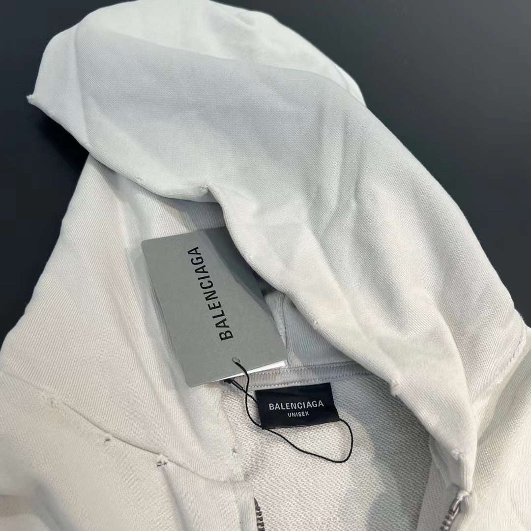 BALENCIAGA S TYPE ZIP-UP HOODIE REGULAR FIT IN OFF WHITE/BLACK