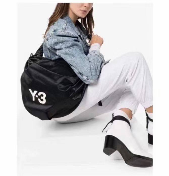 Y-3 YOHJI YAMAMOTO Sneaker Bag