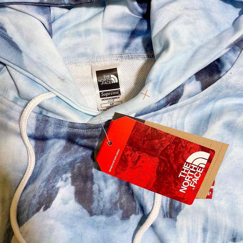 SUPREME X THE NORTH FACE Climb Hoodie