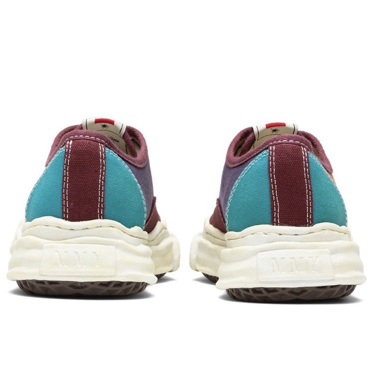 MAISON MIHARA Color Block Low-Top Sneakers