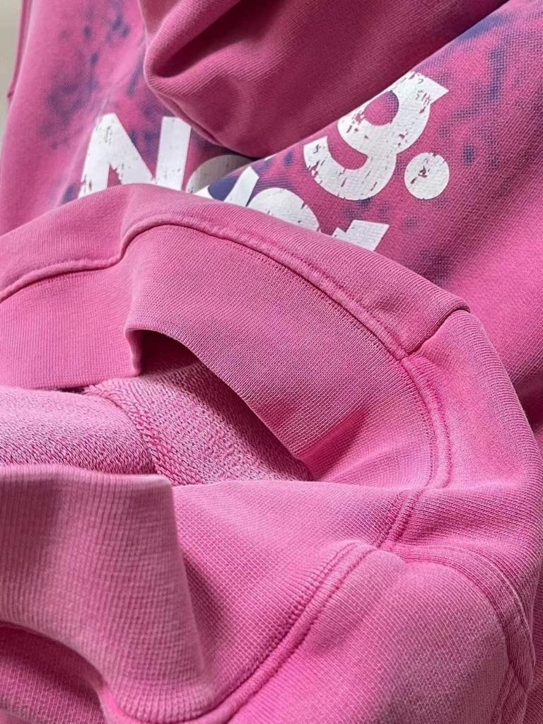 VETEMENTS I Got Lucky Long-sleeve Pink Hoodie